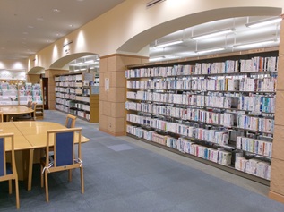 一般開架コーナー